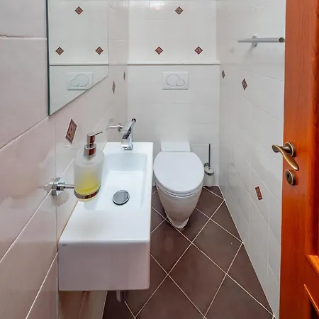 Apartment Stunning In With Wifi *